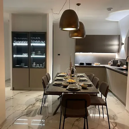 アパート Prestigious 3 Bedroom Waterfront In アジャクシオ