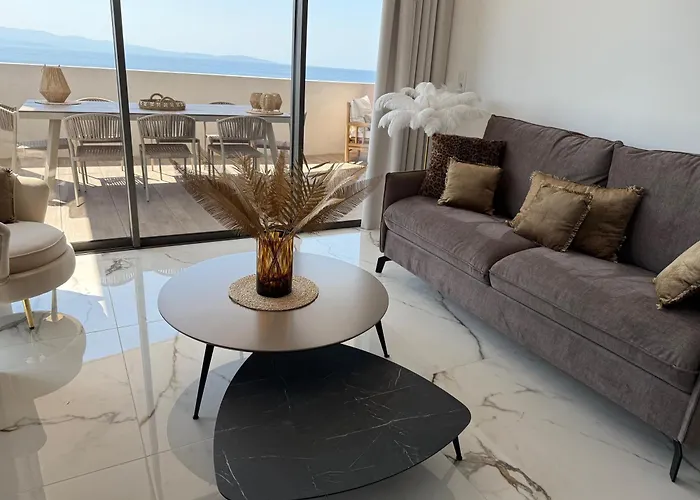 De Luxe Type 4 Eden Sanguinaires Vue Avec Piscine Chauffee Ajaccio (Corsica)